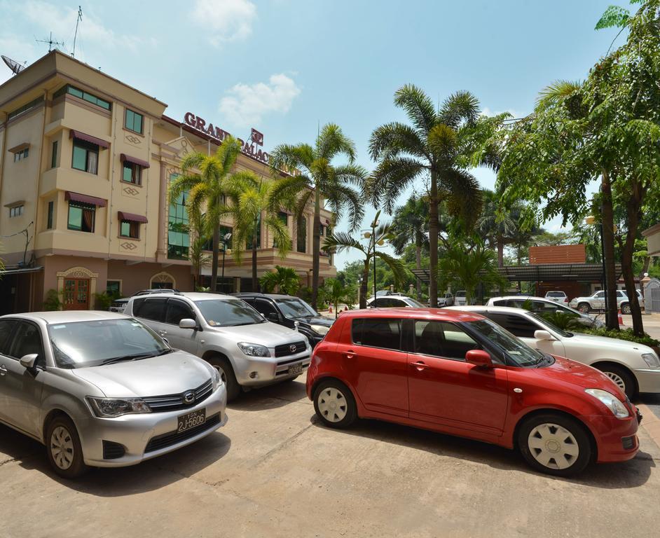 Grand Palace Hotel Yangon Dış mekan fotoğraf