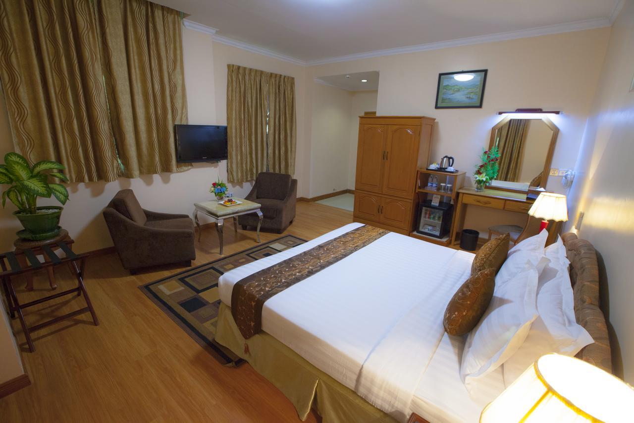 Grand Palace Hotel Yangon Dış mekan fotoğraf