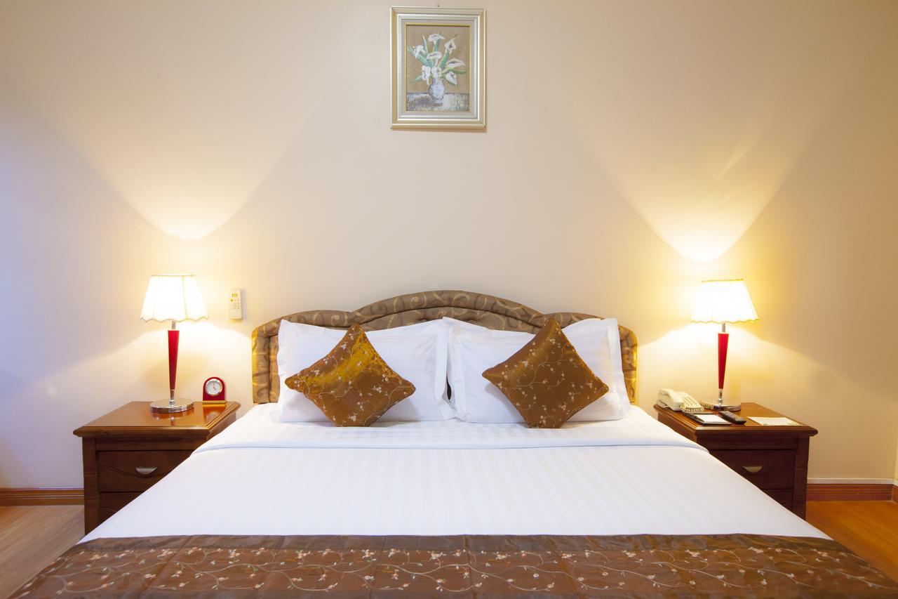 Grand Palace Hotel Yangon Dış mekan fotoğraf