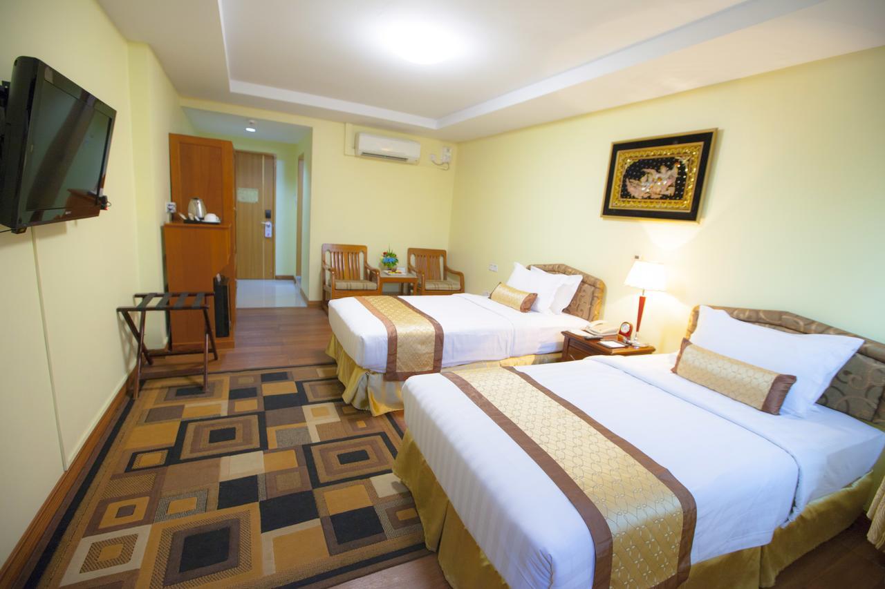 Grand Palace Hotel Yangon Dış mekan fotoğraf
