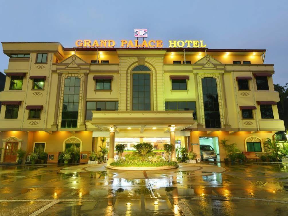 Grand Palace Hotel Yangon Dış mekan fotoğraf