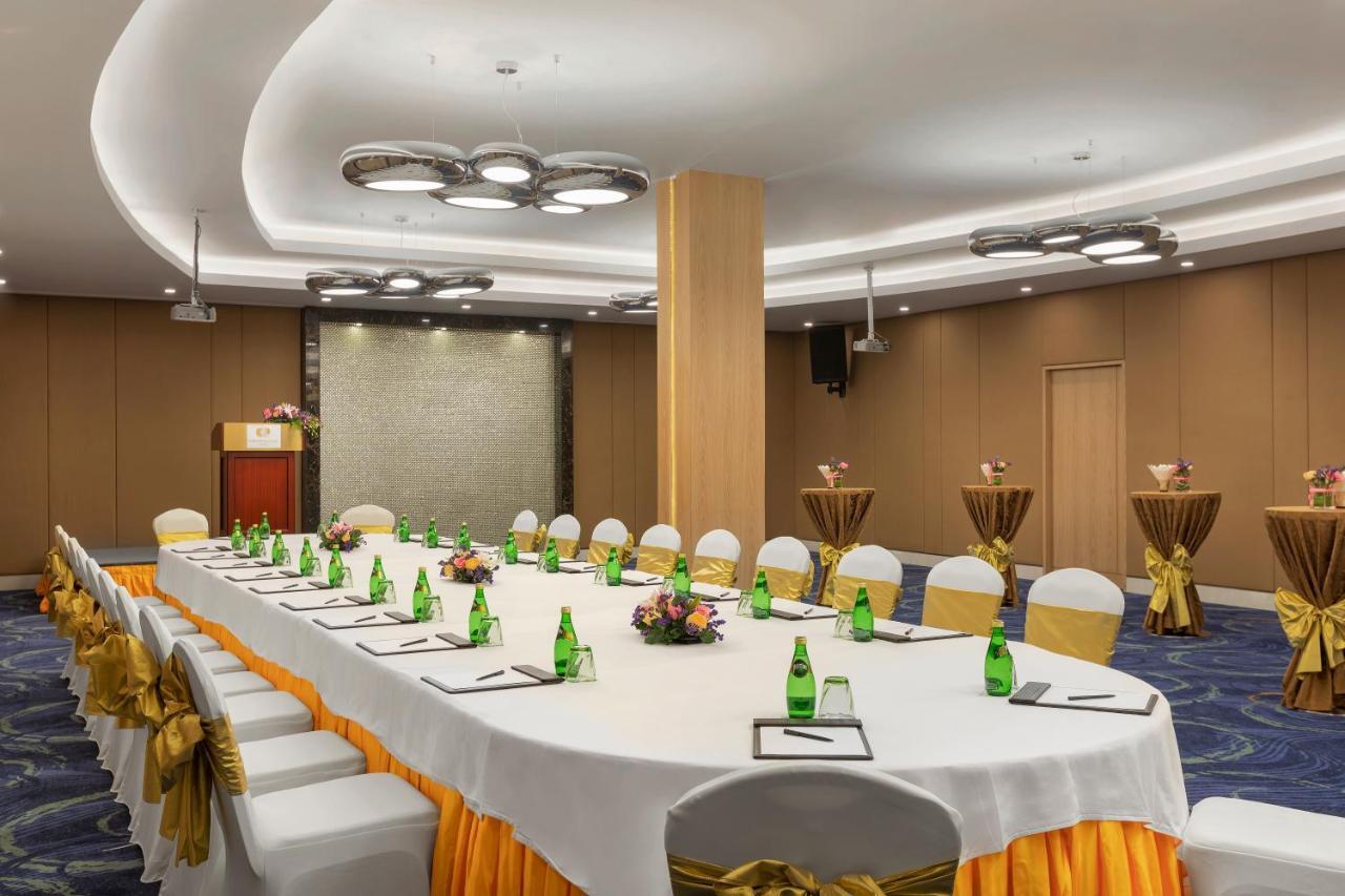Grand Palace Hotel Yangon Dış mekan fotoğraf